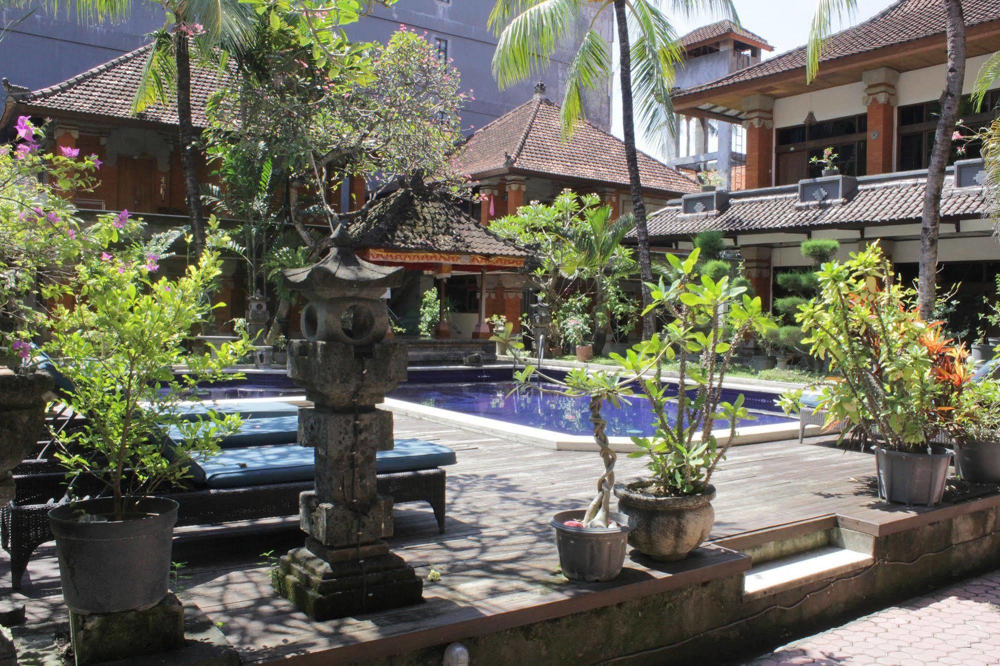 Hotel Puri Tanah Lot Kuta Lombok Εξωτερικό φωτογραφία